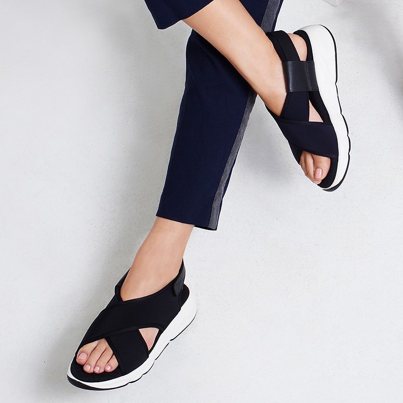 Marina Sandal - รองเท้าลำลองผู้หญิง - วัสดุอื่นๆ สีดำ