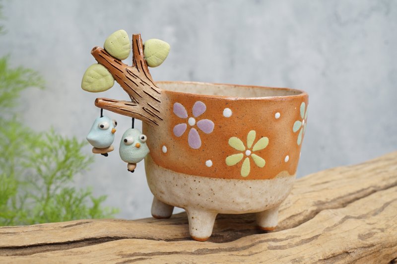 Branch with bird plant pot for cactus , handmade ceramic , pottery - 花瓶/花器 - 陶 多色