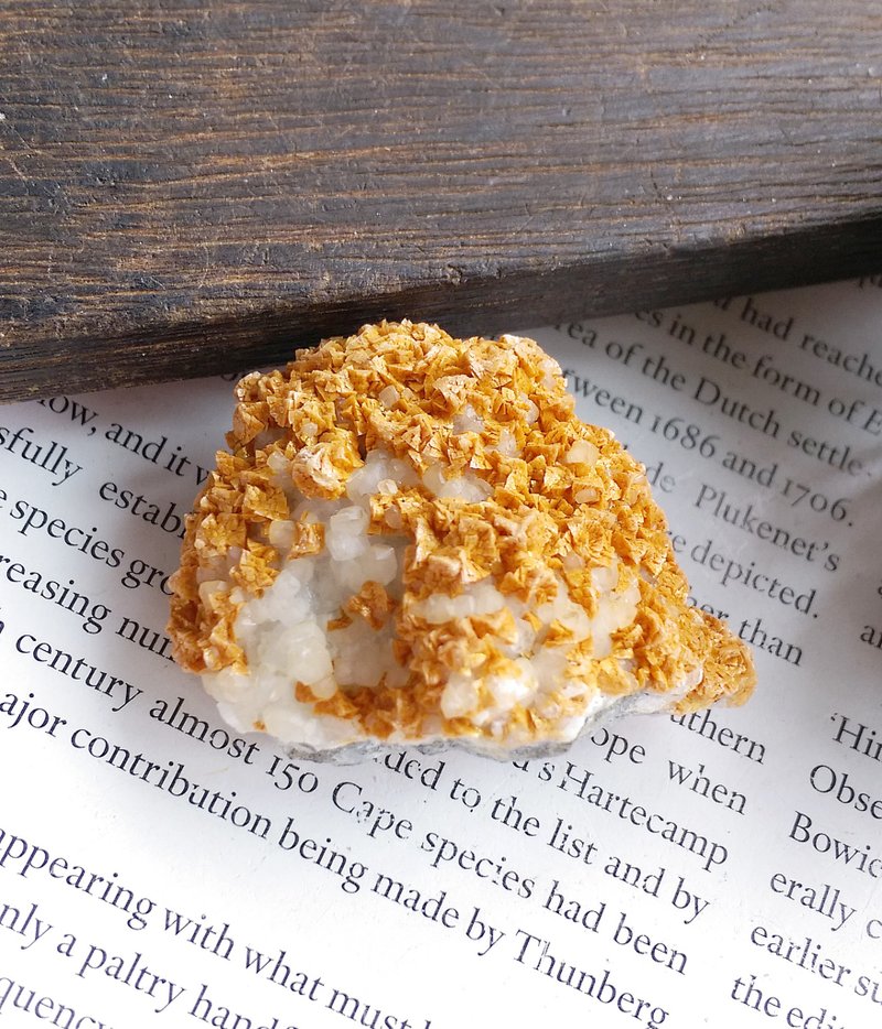 Calcite on Ankerite 湖北 方解石 鐵白雲石共生礦 天然礦石 原礦 - 擺飾/家飾品 - 其他材質 
