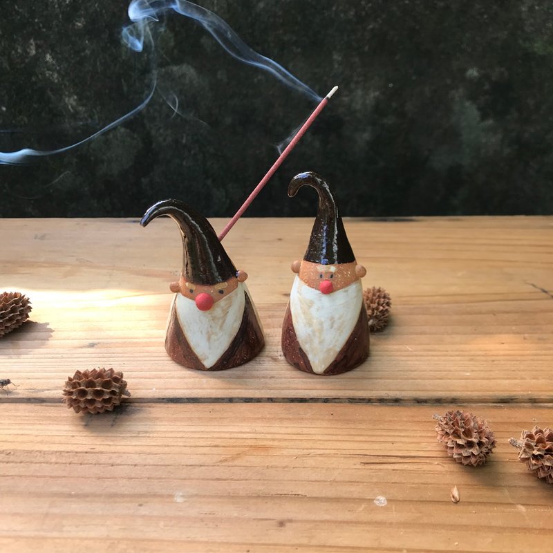 Earthy Christmas/ Incense sticks Block Bamboo Earth Stone Mountain Natural Style Hubby Coffee Flavor Chocolate - Candles & Candle Holders - Pottery Brown