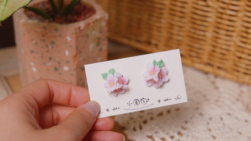 三重櫻花 - 耳環/耳夾/耳骨夾 - 棉．麻 