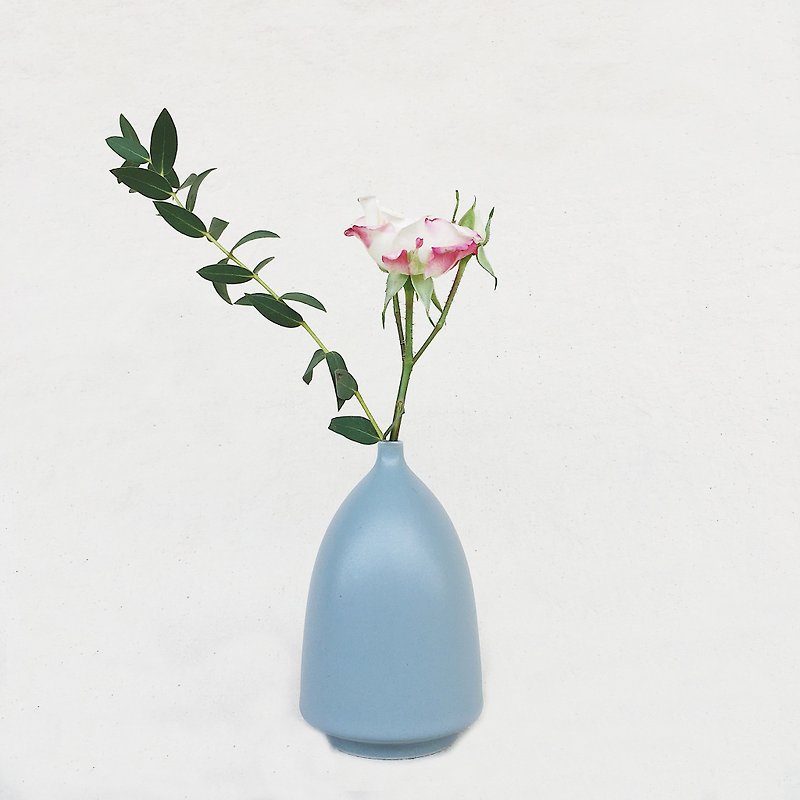 シンプルな北欧スタイルの花の-Alabastron - 観葉植物 - 磁器 グレー