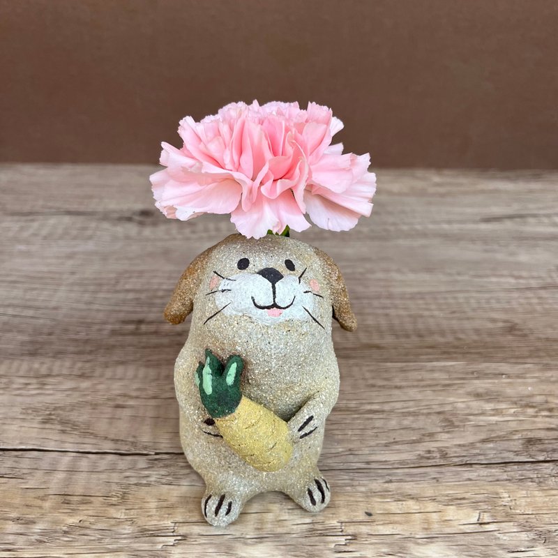 A Lu 小兔陶花器/禮物/手作手繪 美國進口高砂陶 原創僅此一件 - 花瓶/花器 - 陶 多色