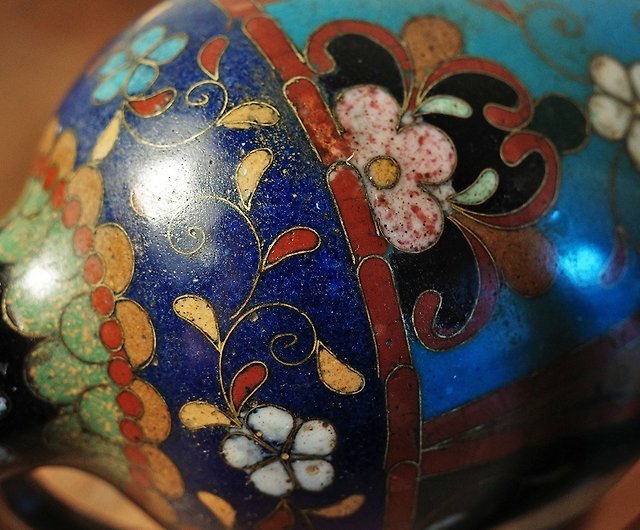 日本の明治七宝七宝ブロンズエナメルボトルバーントブルー手描きの初期