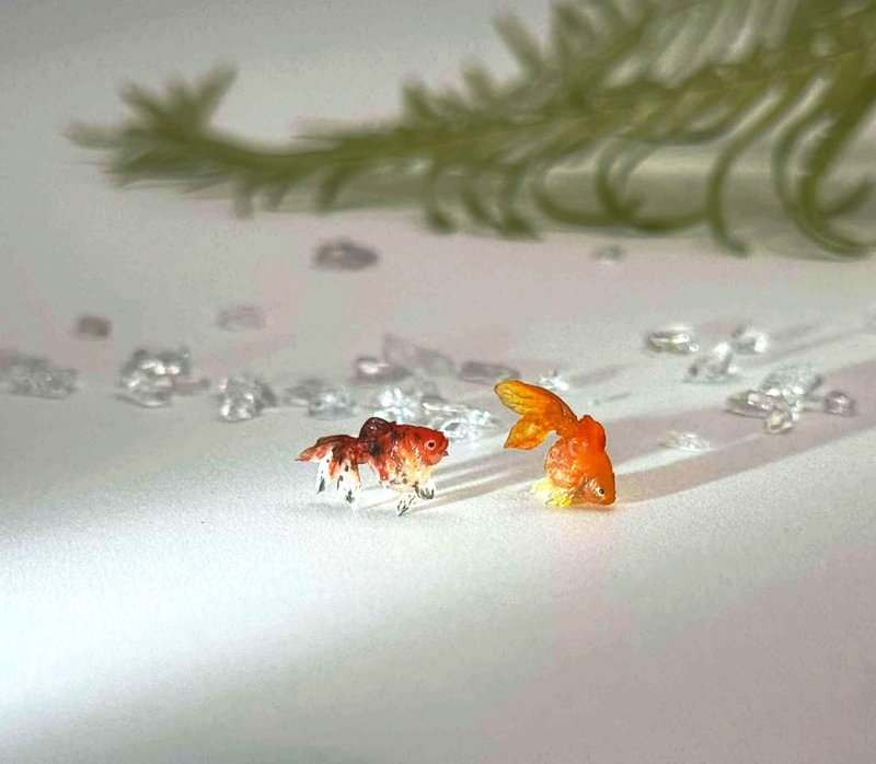 手工黏土 迷你 微縮 金魚袋 琉金金魚 療癒擺飾 - 擺飾/家飾品 - 其他材質 橘色