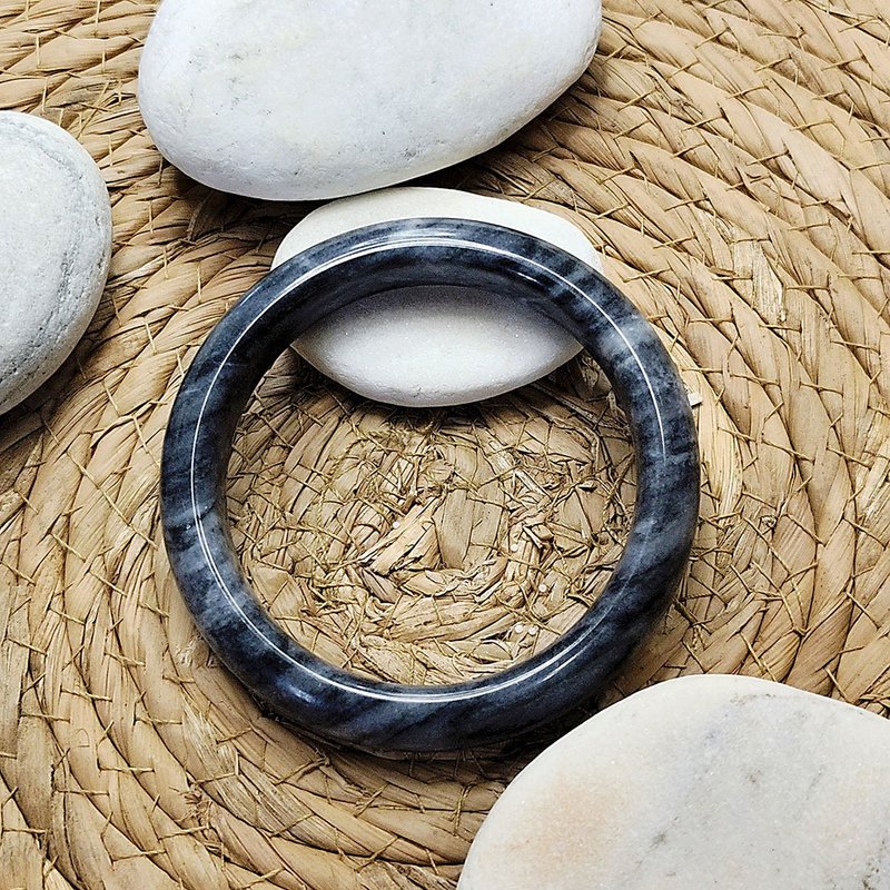 水墨青花玉手鐲 | 62圈口 | 一品一拍 - 手鍊/手環 - 玉石 