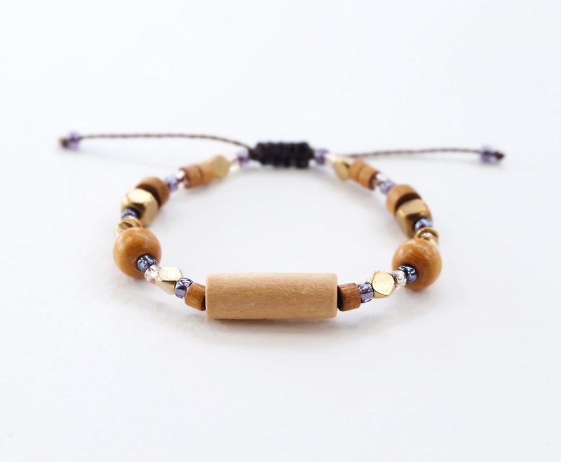 Brown wooden beads string bracelet with brass materials and purple seed beads - สร้อยข้อมือ - วัสดุอื่นๆ สีนำ้ตาล