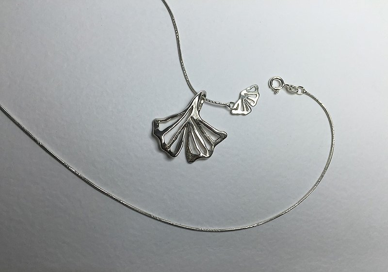 Gingko Leave Silver Necklace - Necklaces - Other Metals Silver
