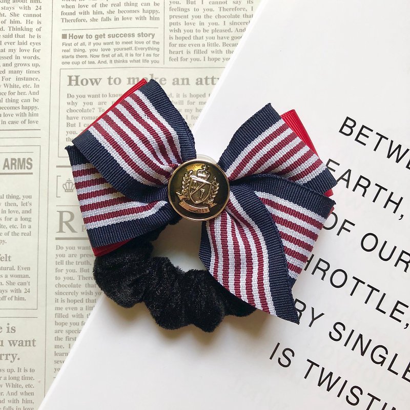 Striped bow scrunchie/ blue white red - thin stripes - Hair Accessories - Other Materials Red