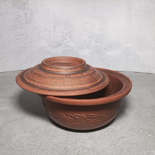 紅石 陶瓷烹飪鍋1500毫升砂鍋與蓋子手工製作的紅粘土