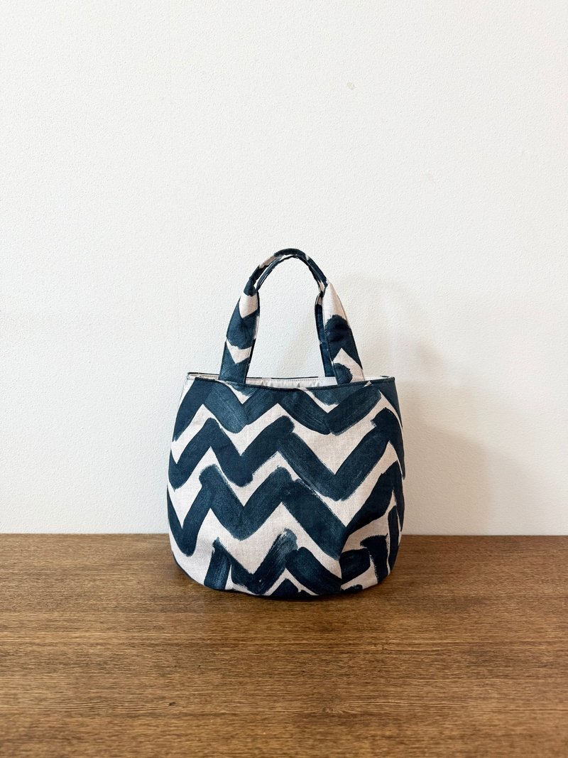 ふっくらトートバッグ　ミナペルホネン　yamanami - 手提包/手提袋 - 棉．麻 綠色