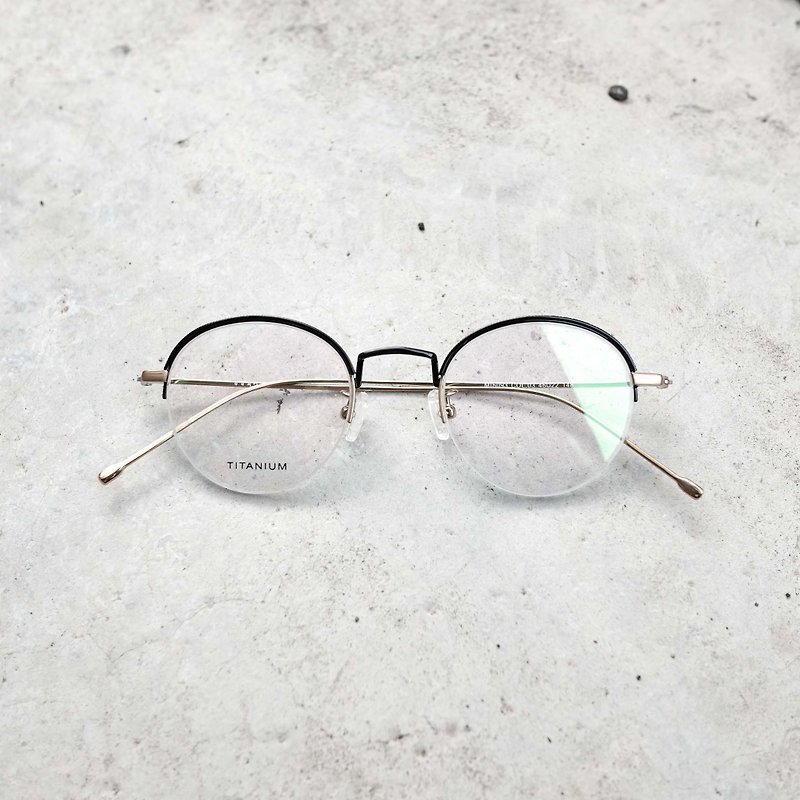 【目目商行】韓國 新款 復古小圓框 超輕鈦金屬框 半框 黑銀 - 眼鏡/眼鏡框 - 其他金屬 