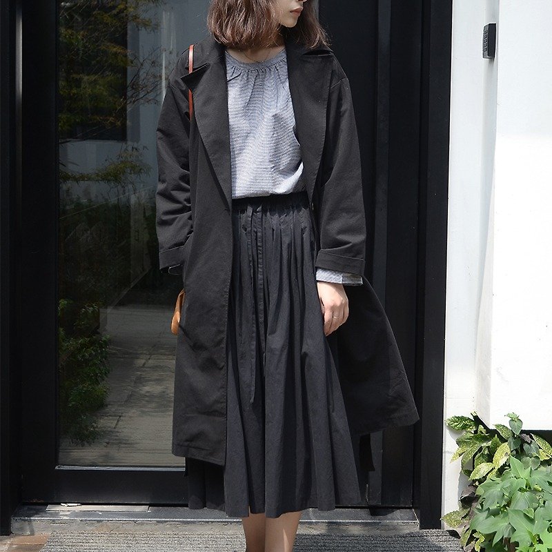 法式復古翻領系帶風衣-黑色|風衣|水洗棉|簡約|獨立品牌|Sora-50 - 女西裝外套 - 棉．麻 黑色
