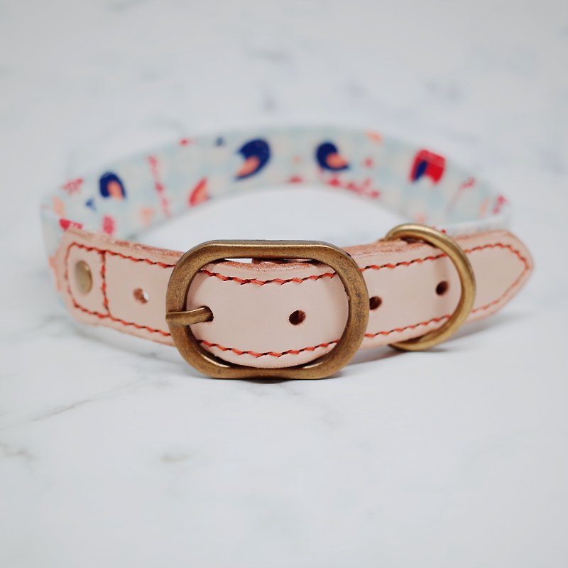 Dog L size head 2.5 cm wide dog collar (without tag) cute flower and bird whisper leather + canvas - ปลอกคอ - กระดาษ 