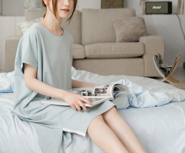 売り切れ コラーゲンレース半袖ホームウェアワンピース ブルー 疫病予防 パジャマ ホームウェア ショップ Fantino Home 凡第諾家居 部屋着 寝巻き Pinkoi