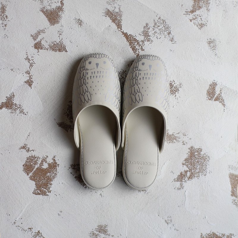 CLOAKROOMS OF .Fuller indoor slippers owl owl design-white - รองเท้าแตะในบ้าน - หนังเทียม ขาว