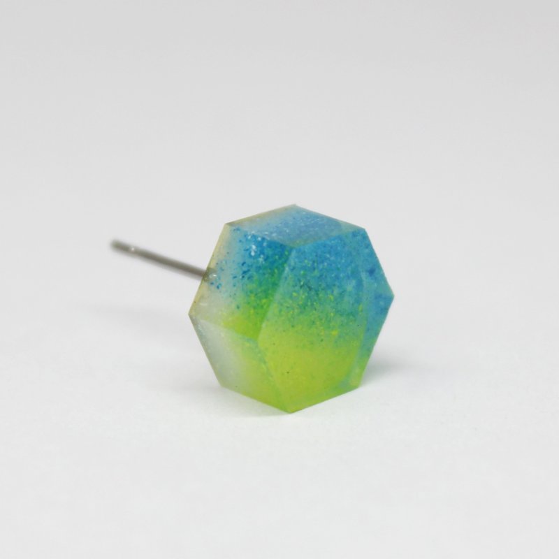自由如此 / 樹脂耳環 - 單隻 / 六角形 夏天 透明 藍色 撞色 - 耳環/耳夾 - 樹脂 綠色