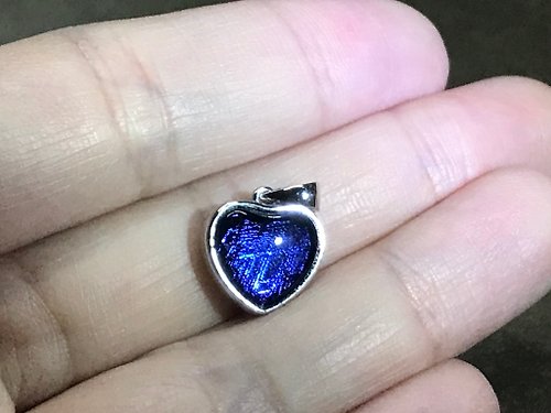 Mikka Crystal HK 天鐵隕石Meteorite心形吊墜 藍色 情人節生日禮物