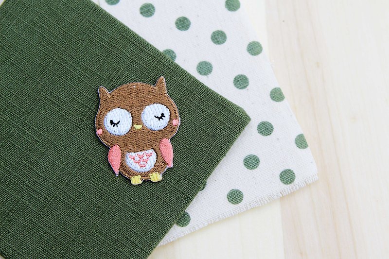 Sleepy Owl Self-Adhesive Embroidered Cloth Sticker-Forest Cute Animals Series - Knitting, Embroidery, Felted Wool & Sewing - Thread Brown