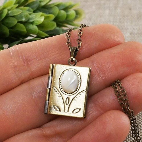 AGATIX White Mother of Pearl MOP Bronze Book Photo Locket Wedding Necklace Jewelry Gift