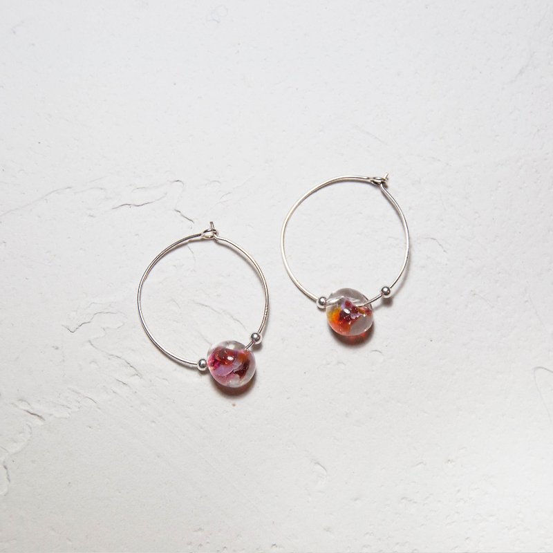 罌粟玻璃珠耳環 - 耳環/耳夾 - 玻璃 紅色