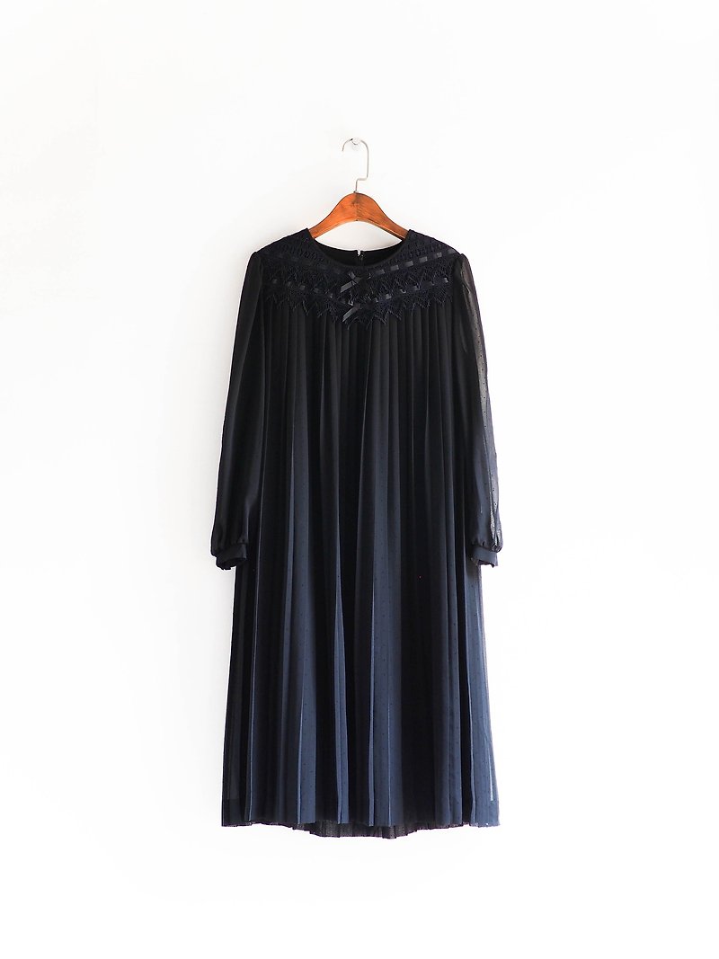 River Water Mountain - Yamaguchi Roller Lace collar girl love log antique dress silk dress overalls oversize vintage dress - One Piece Dresses - Polyester Black