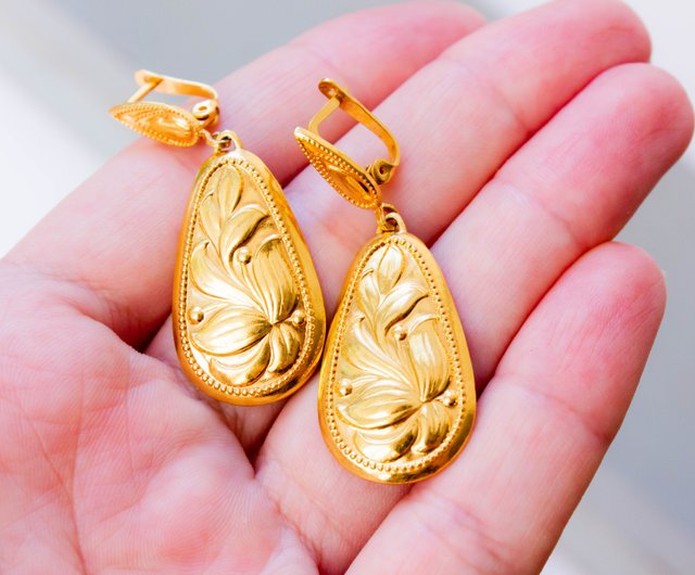 Russian deals gold earrings