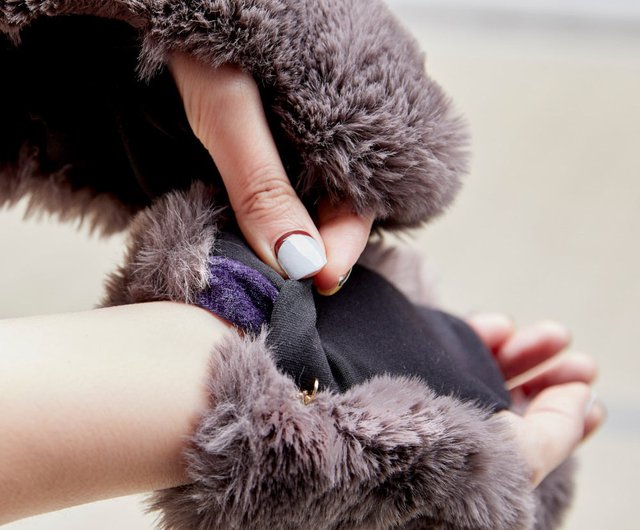 Gyutto Warm Arm Warmers | Fluffy Animal Free | Smoke - Shop