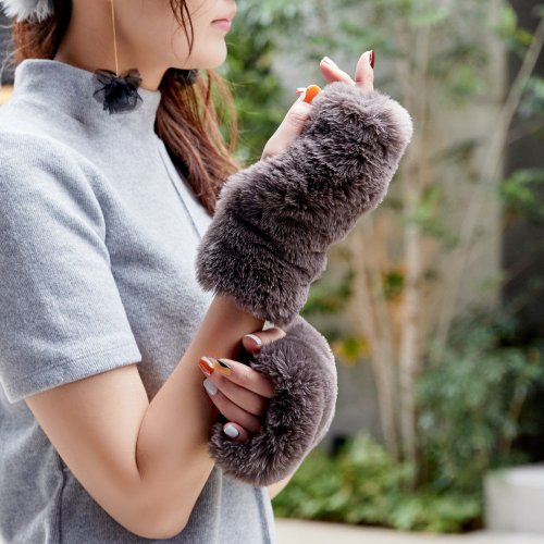 AURORA TRADE 1 Pair Arm Warmers Short/Long Plush Fuzzy Thumb