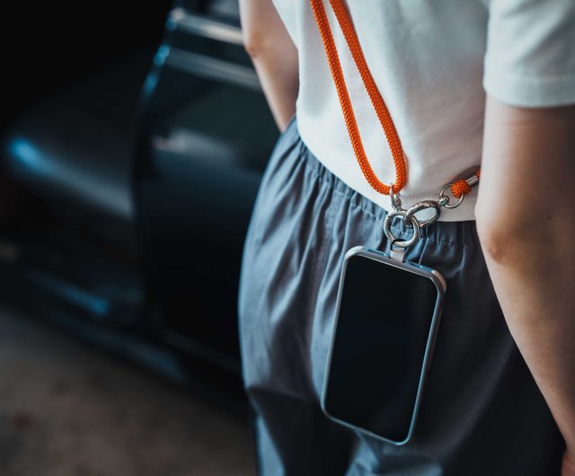 yunaさん YOSEMITE MOBILE STRAP PRO SAFARI