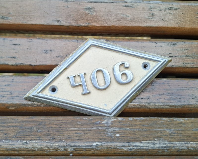 Rhombus house number sign 406 — address apartment flat number plaque vintage - 門簾/門牌 - 鋁合金 