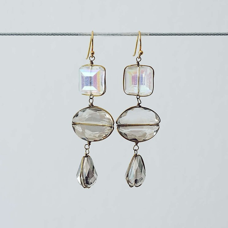 Prismatic Clear Glass Crystal Earrings - 耳環/耳夾 - 其他材質 橘色