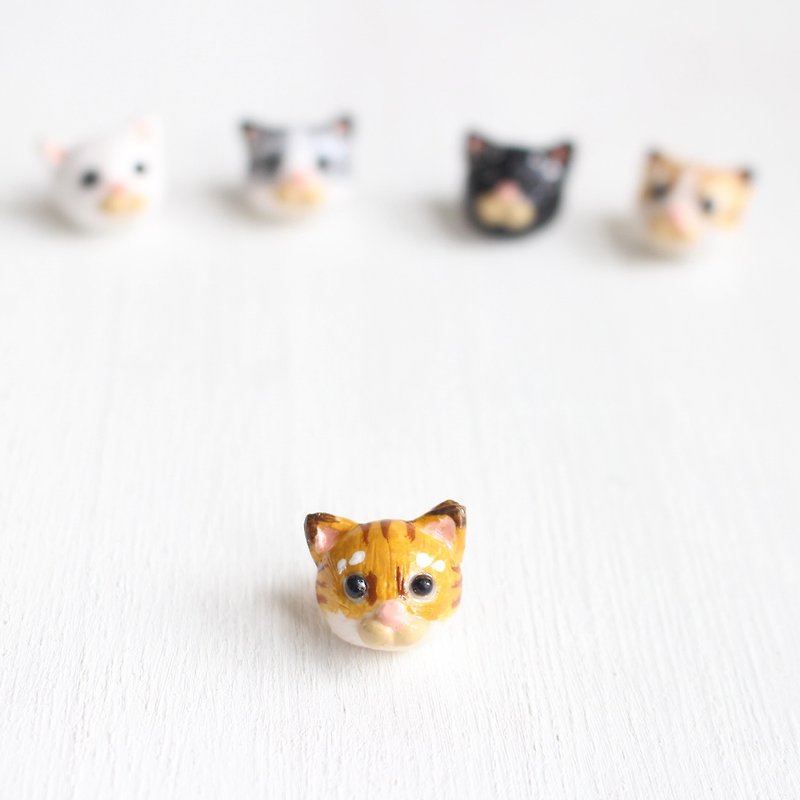 Tabby Cat stud earrings / clip on earrings I Cat Lover - ต่างหู - ดินเผา สีนำ้ตาล