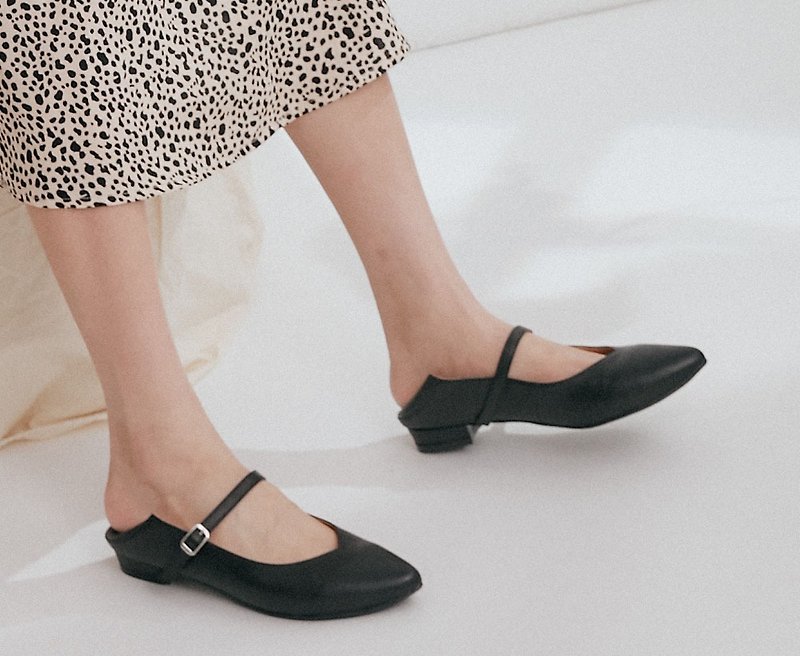 Ingenious pointed toe flat Mary Jane shoes friendly size 23.5-27.5_black - รองเท้าหนังผู้หญิง - หนังเทียม สีดำ