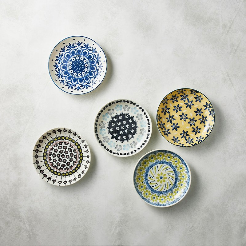 Japanese Mino-yaki-Mediterranean style bread pan set (5 pieces-15.5cm) - Plates & Trays - Porcelain Multicolor