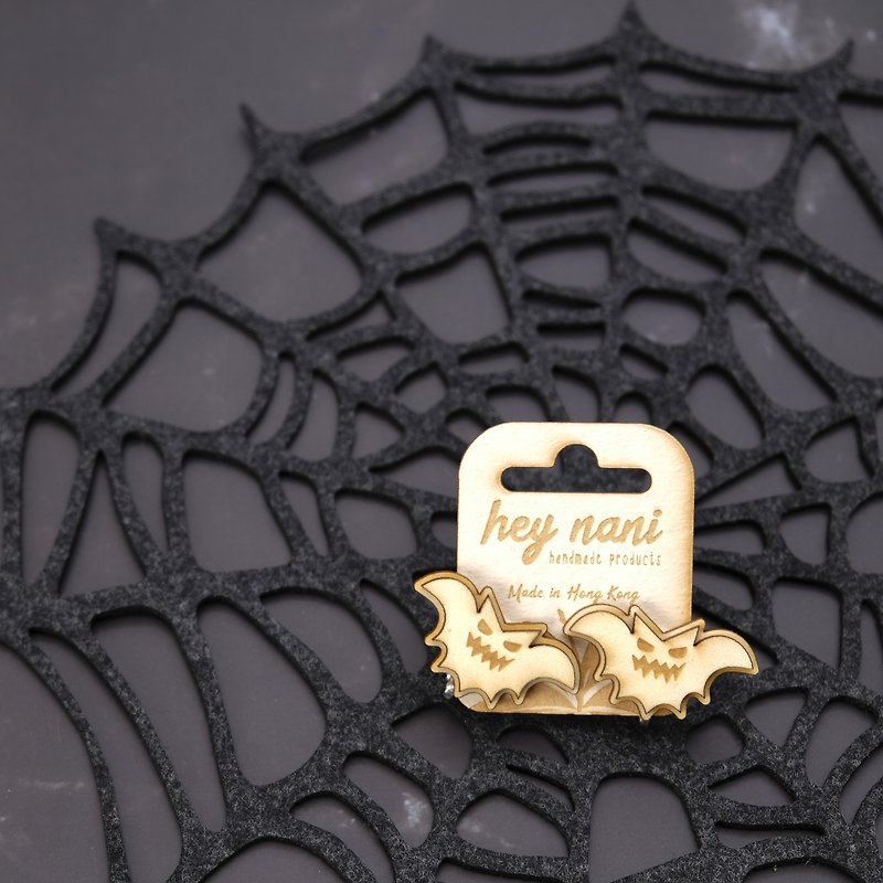 Earrings | Halloween | Edition | Wood Earrings | bat - Earrings & Clip-ons - Wood Gold