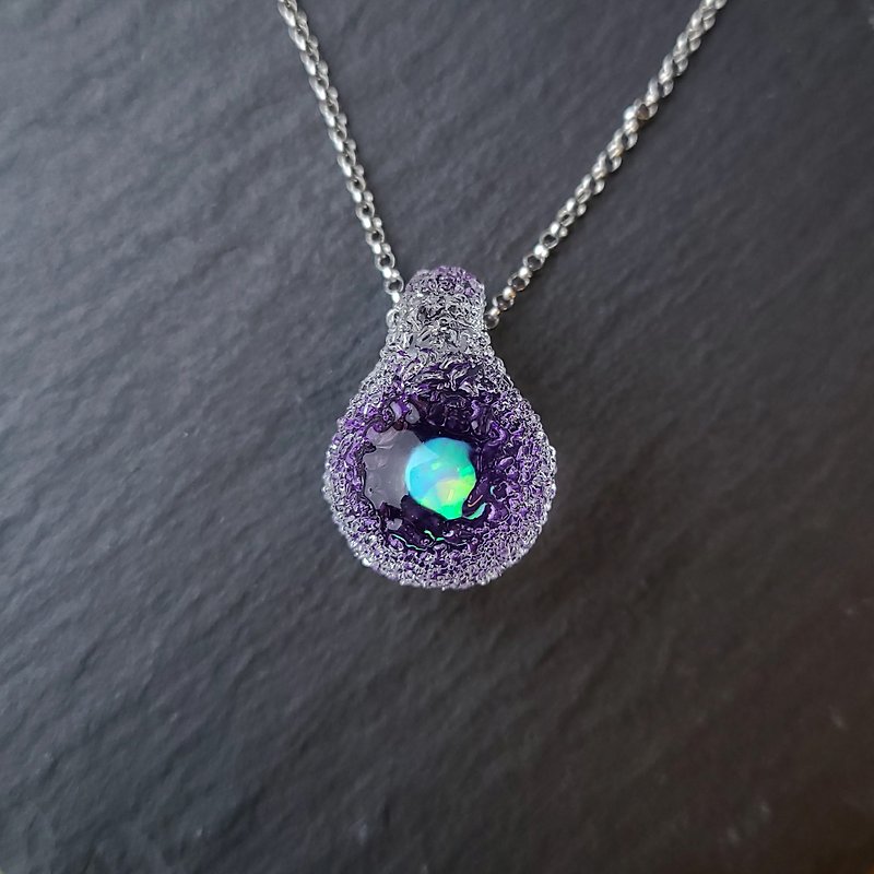 Purple Ice Handmade Lampwork Glass Sterling Silver Necklace - สร้อยคอ - แก้ว สีม่วง