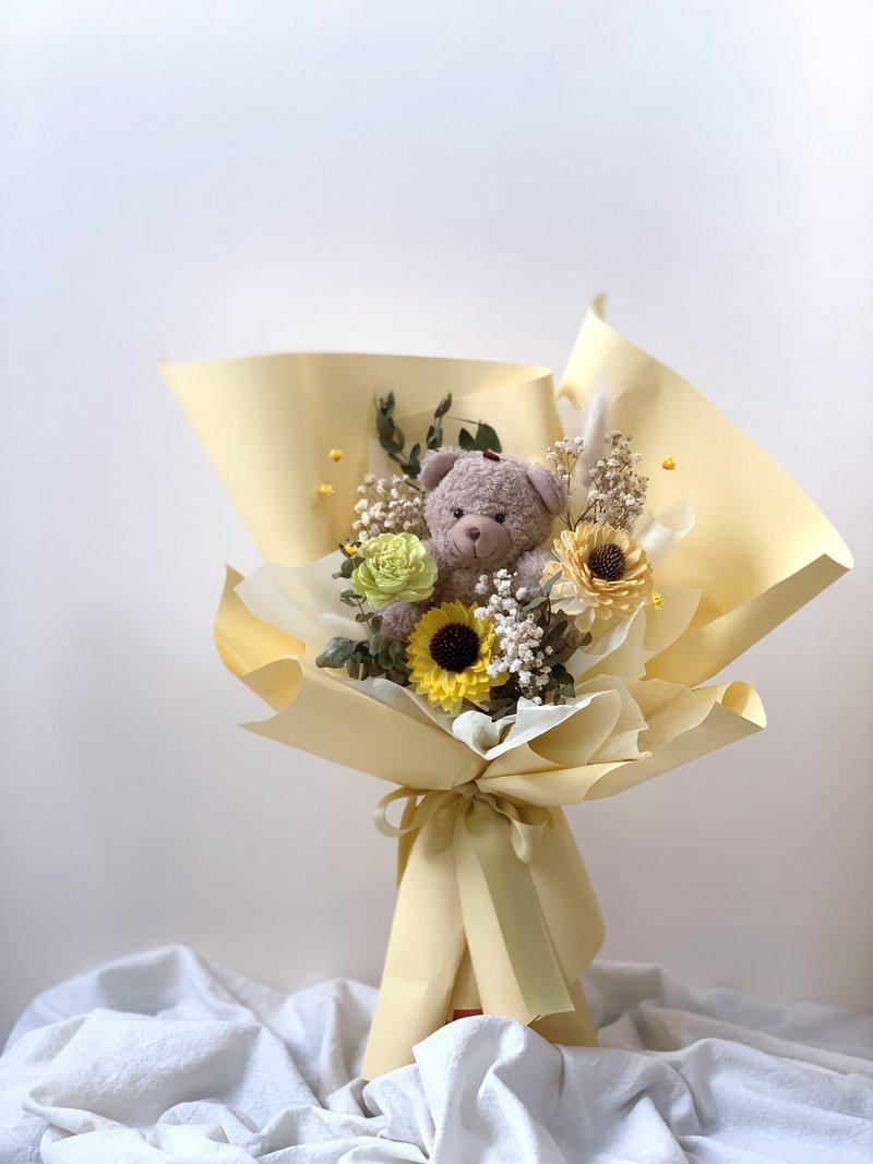 熊熊玩偶花束 乾燥花永生花束 畢業熊花束 畢業花束 生日禮物 - 乾燥花/永生花 - 植物．花 多色