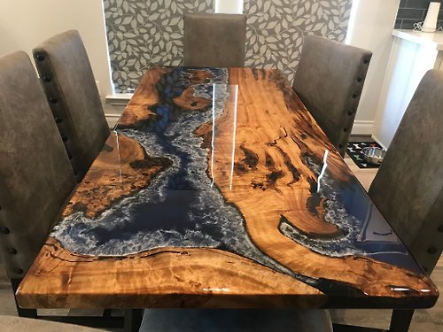 Camphor Wood Epoxy Resin Table with Ocean Waves Design – Epoxy & Wood  Limited