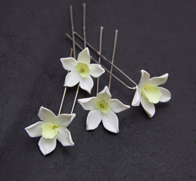 Floral wedding hair pins, Vanilla flower hair pins, Bridal Hair Pins - 髮飾 - 黏土 