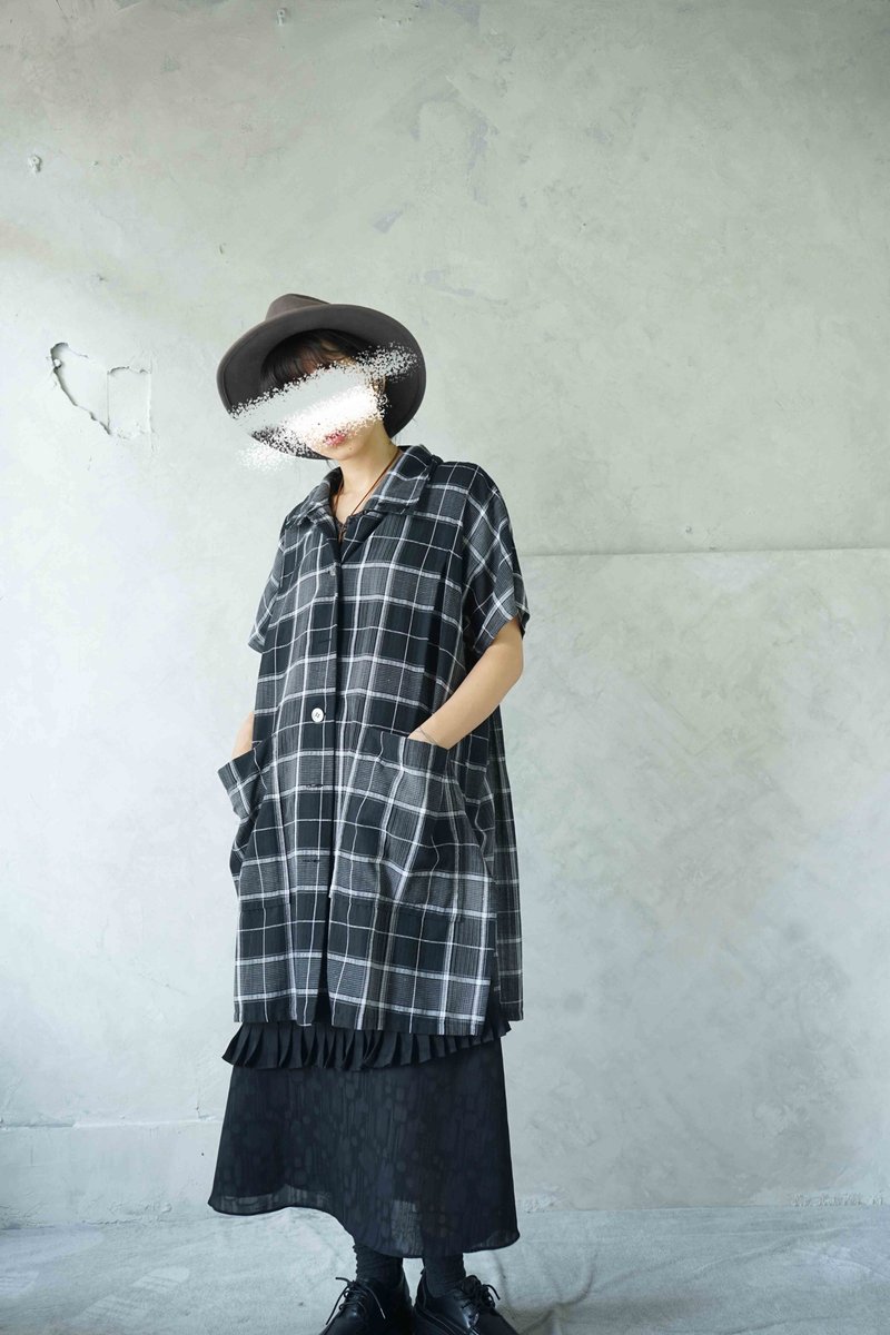 尋寶古著-英倫黑白灰格紋立領外套 - 女大衣/外套 - 聚酯纖維 灰色