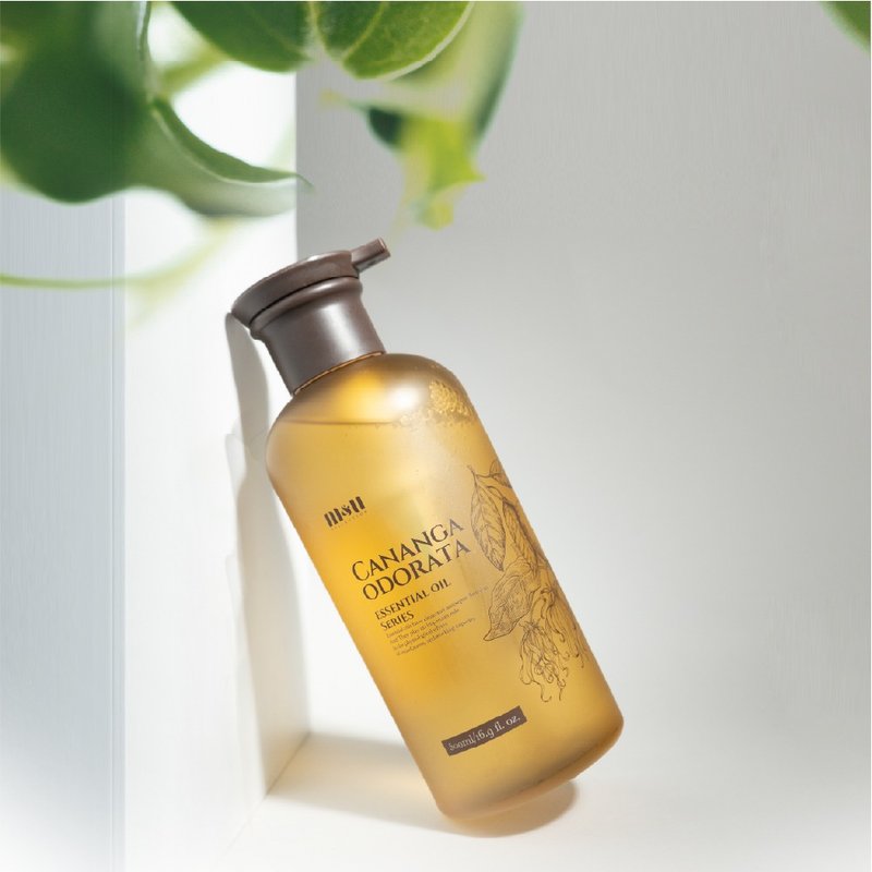 【M&U】康納精油馥活髮浴500ml - 洗髮精/餅/皂 - 環保材質 