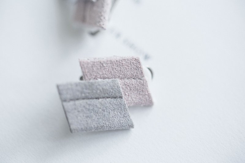 【A day collection】double V - Earrings & Clip-ons - Nylon Gray