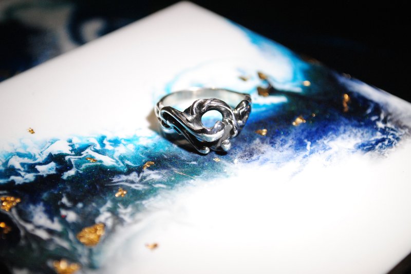 水川/手做銀飾/墜子/淺浪 - 戒指 - 銀 銀色