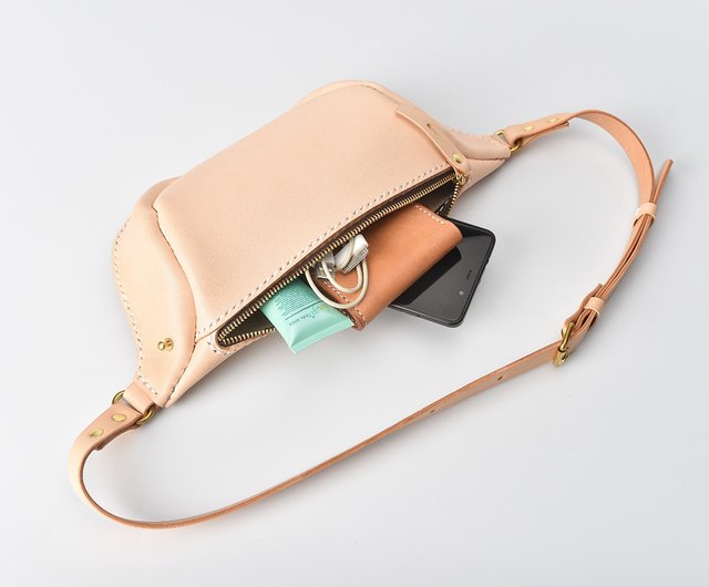 The micro sydney cheap crossbody bag in leather