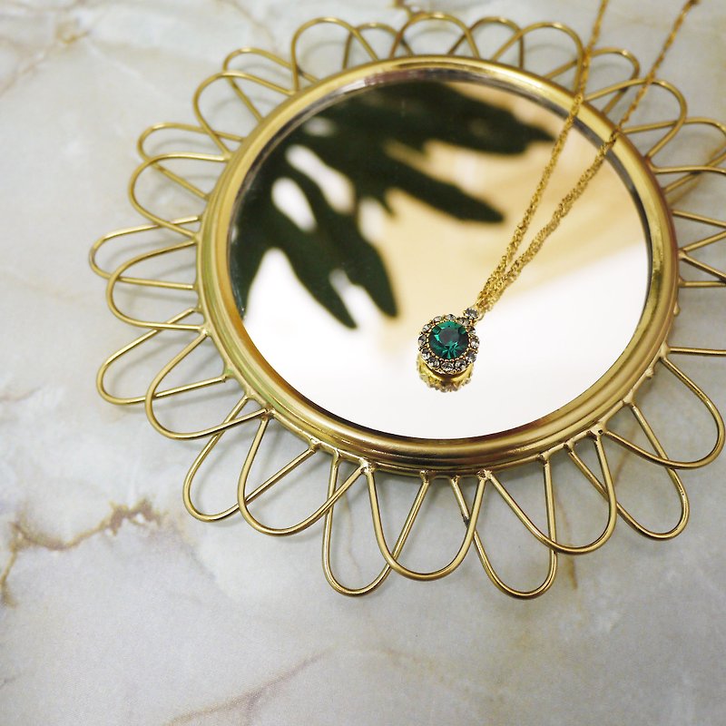 French luxury age emerald necklace - สร้อยคอ - โลหะ สีเขียว