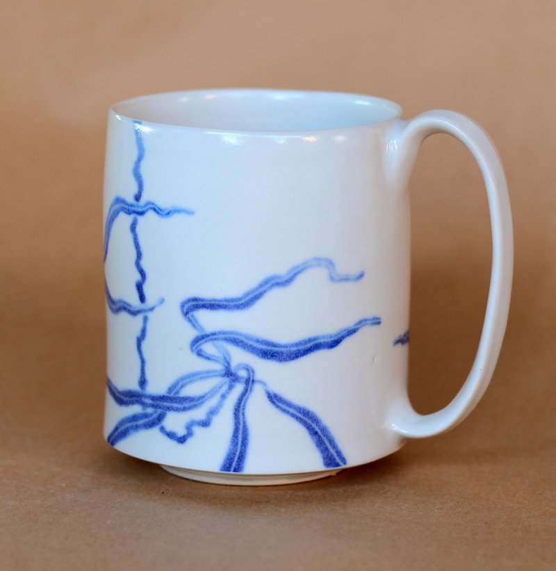 Sparse shadows and slanting - large mug - แก้ว - เครื่องลายคราม สีน้ำเงิน