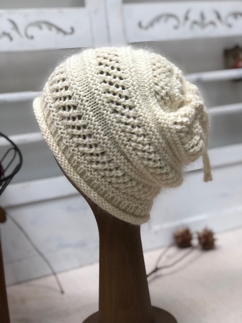 ChiChi handmade-high-quality wool knitted hat/wool hat/hand-knitted - Hats & Caps - Wool White