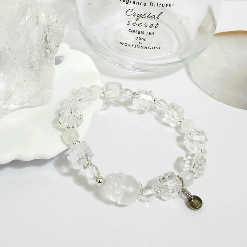 白水晶貔貅設計手鍊/平衡情緒、招財招桃花之搭配水晶 - 手鍊/手環 - 水晶 透明
