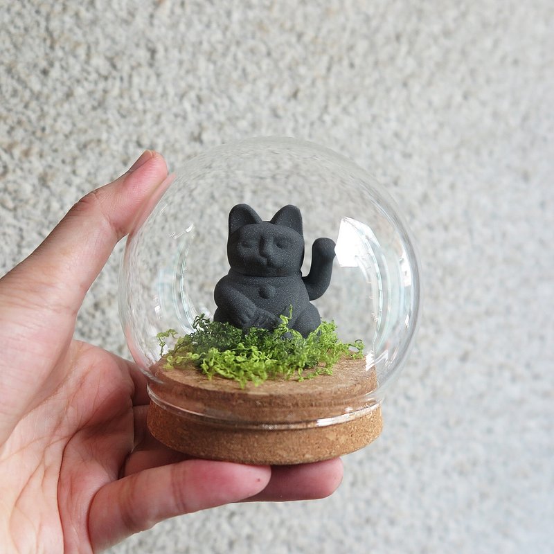 【草地系列】石來運轉 平安招財貓 太陽能 - 擺飾/家飾品 - 塑膠 多色